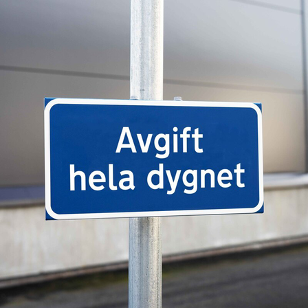 Aluminiumskyltar, Fyrkantig Aluminium. Fästmetod: Stolpfäste