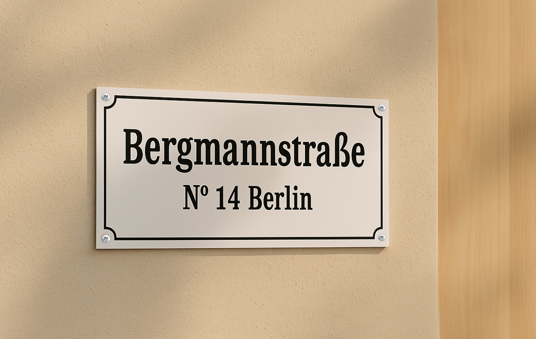 Personalisierbares Straßenschild mit eigener Beschriftung