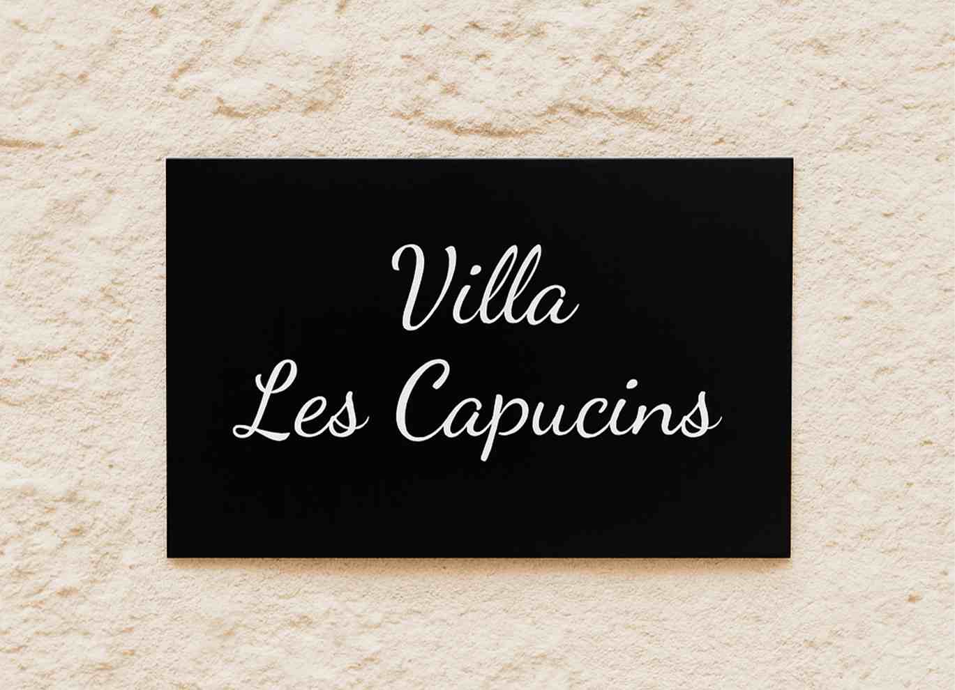 Plaque maison avec design au choix